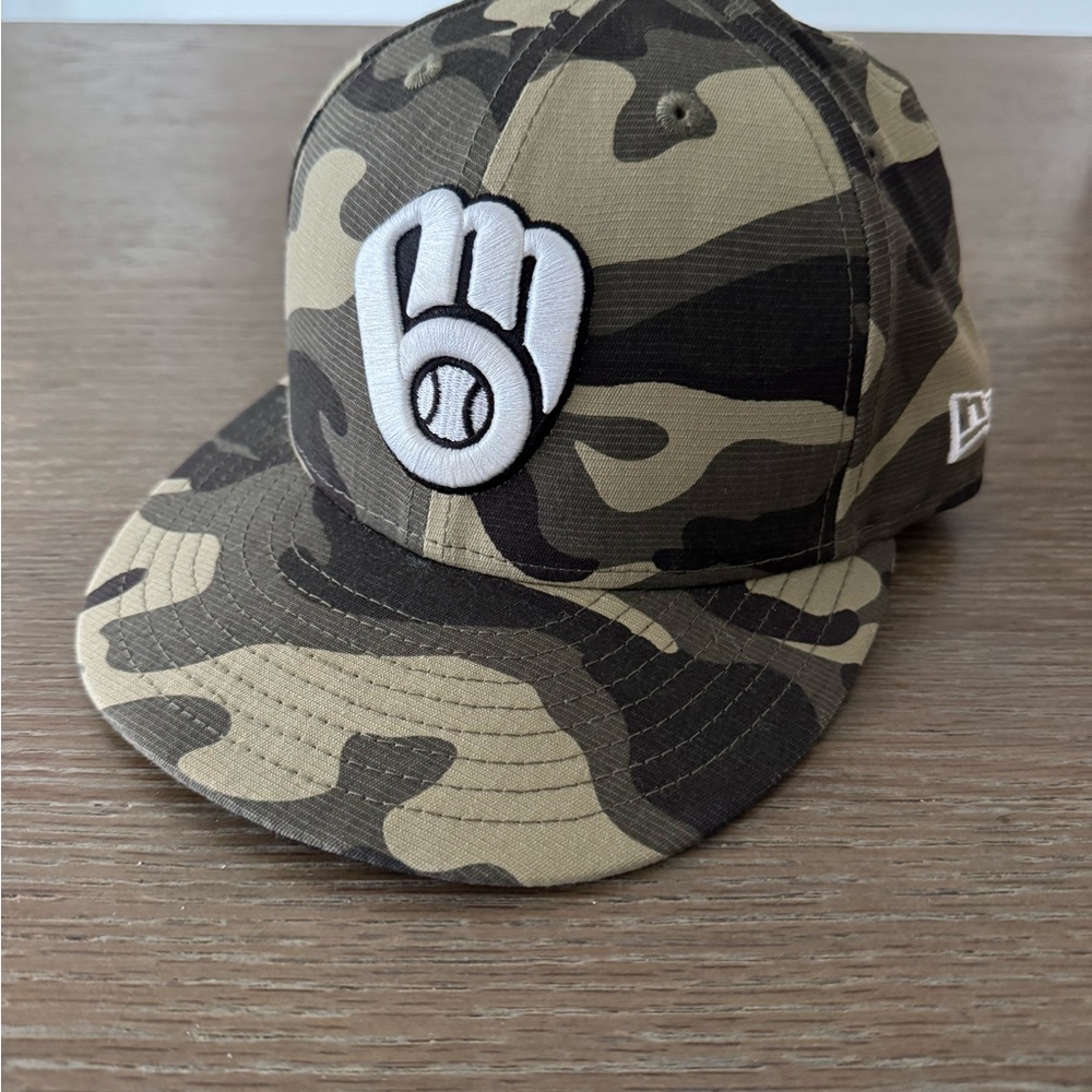 Milwaukee Brewers Camo New Era Fitted Cap 7 1/2